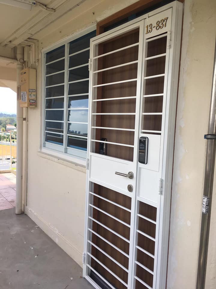 HDB Designer Fire Rated Main Door $999, HDB Mild Steel ... (720 x 960 Pixel)